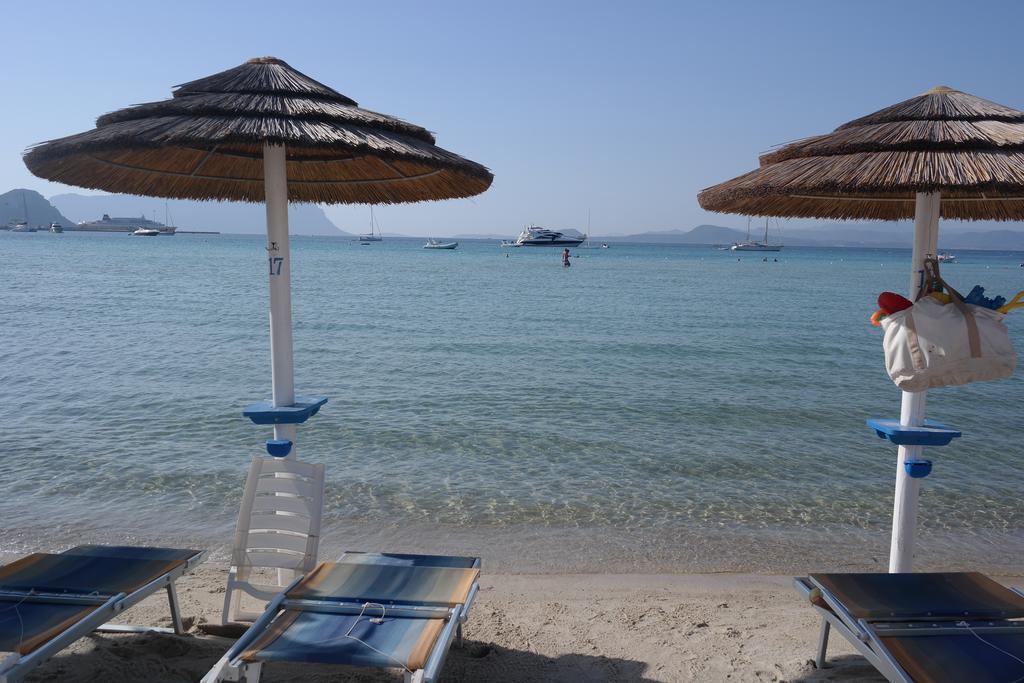 Sardinia Blu Residence ゴルフォ・アランチ エクステリア 写真