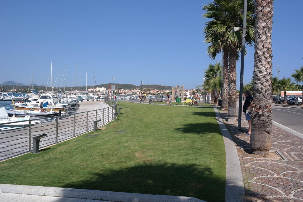 Sardinia Blu Residence ゴルフォ・アランチ エクステリア 写真