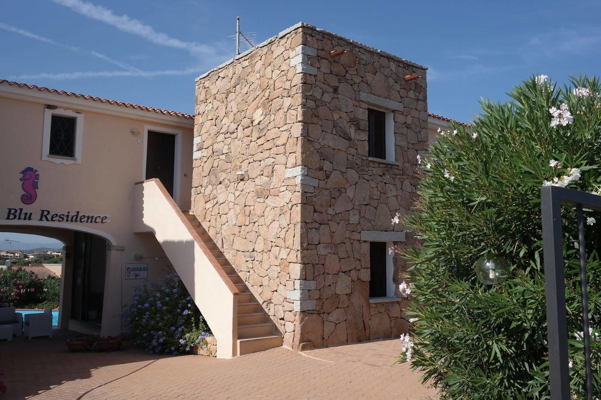 Sardinia Blu Residence ゴルフォ・アランチ エクステリア 写真