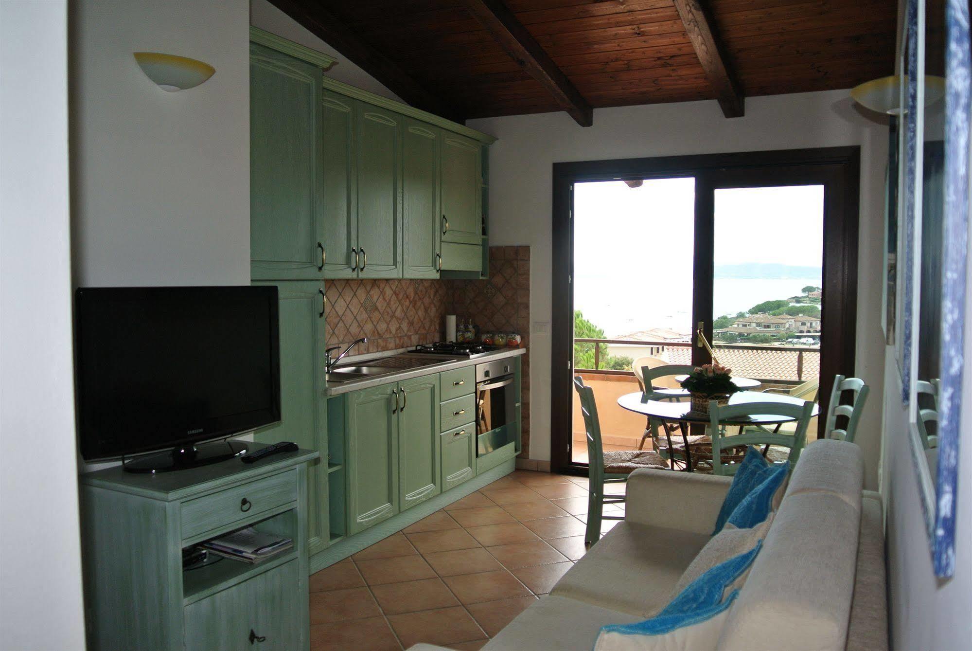 Sardinia Blu Residence ゴルフォ・アランチ エクステリア 写真