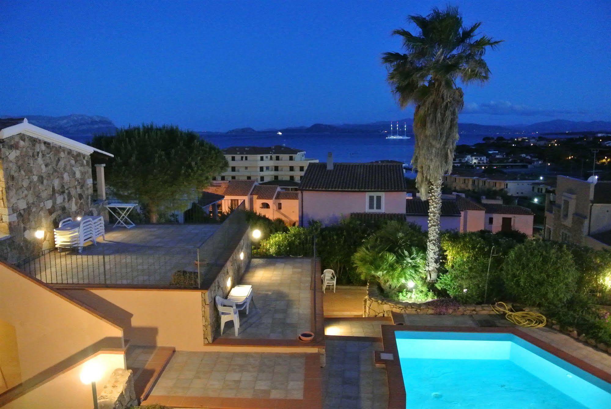 Sardinia Blu Residence ゴルフォ・アランチ エクステリア 写真