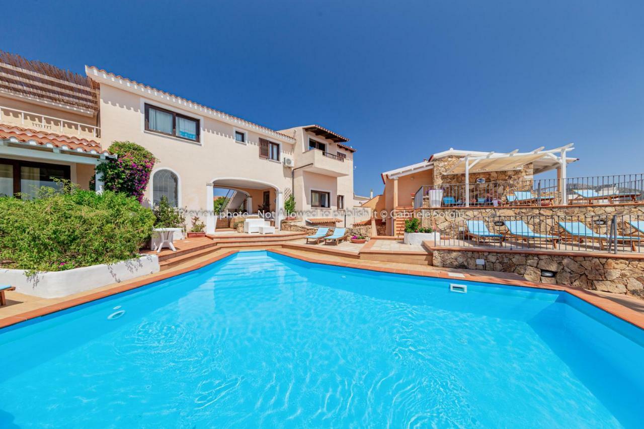 Sardinia Blu Residence ゴルフォ・アランチ エクステリア 写真